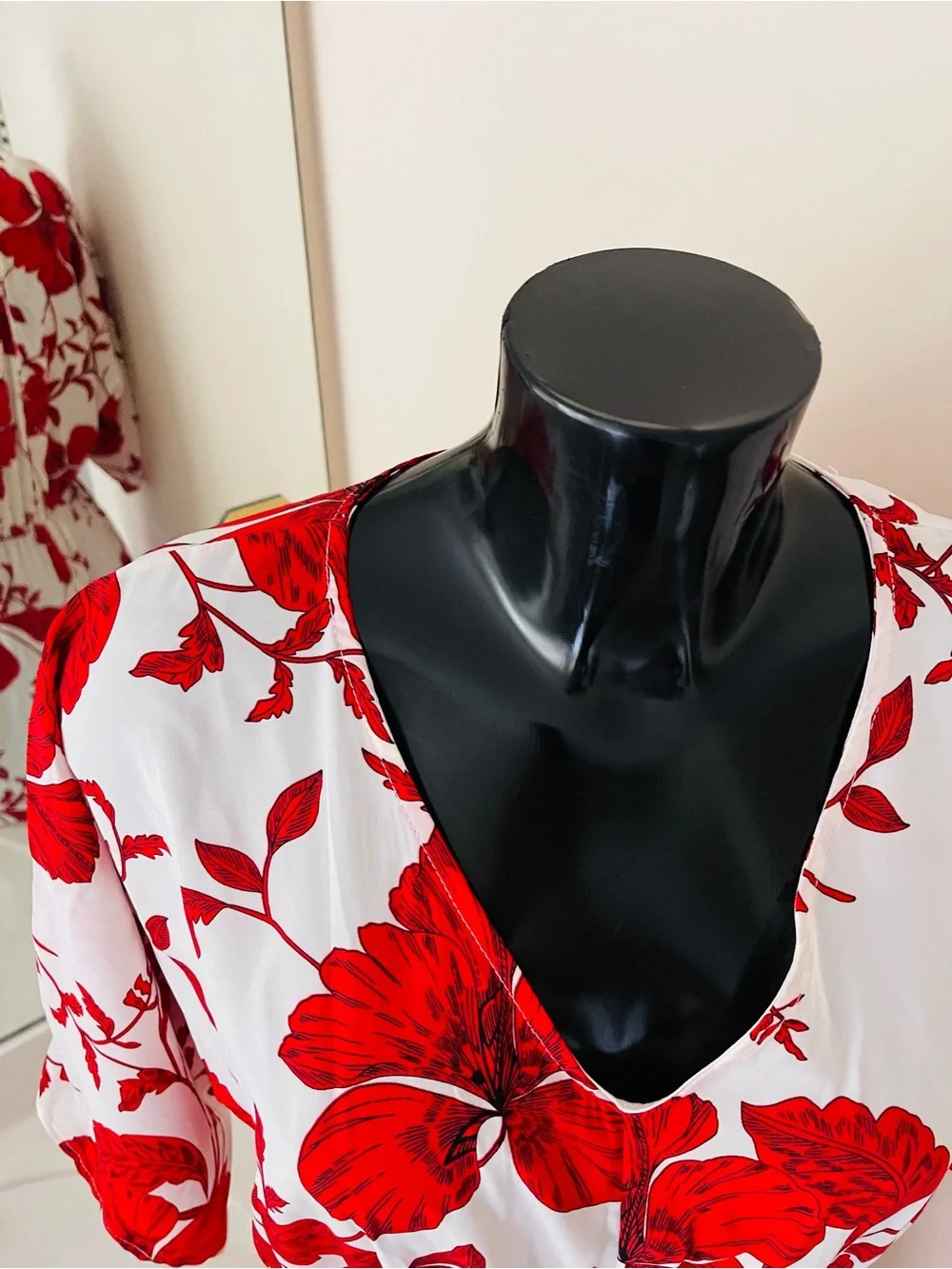 RAW EDGE Women’s Jumpsuit LARGE Red white Floral Overall Wide Leg size L - Picture 4 of 5